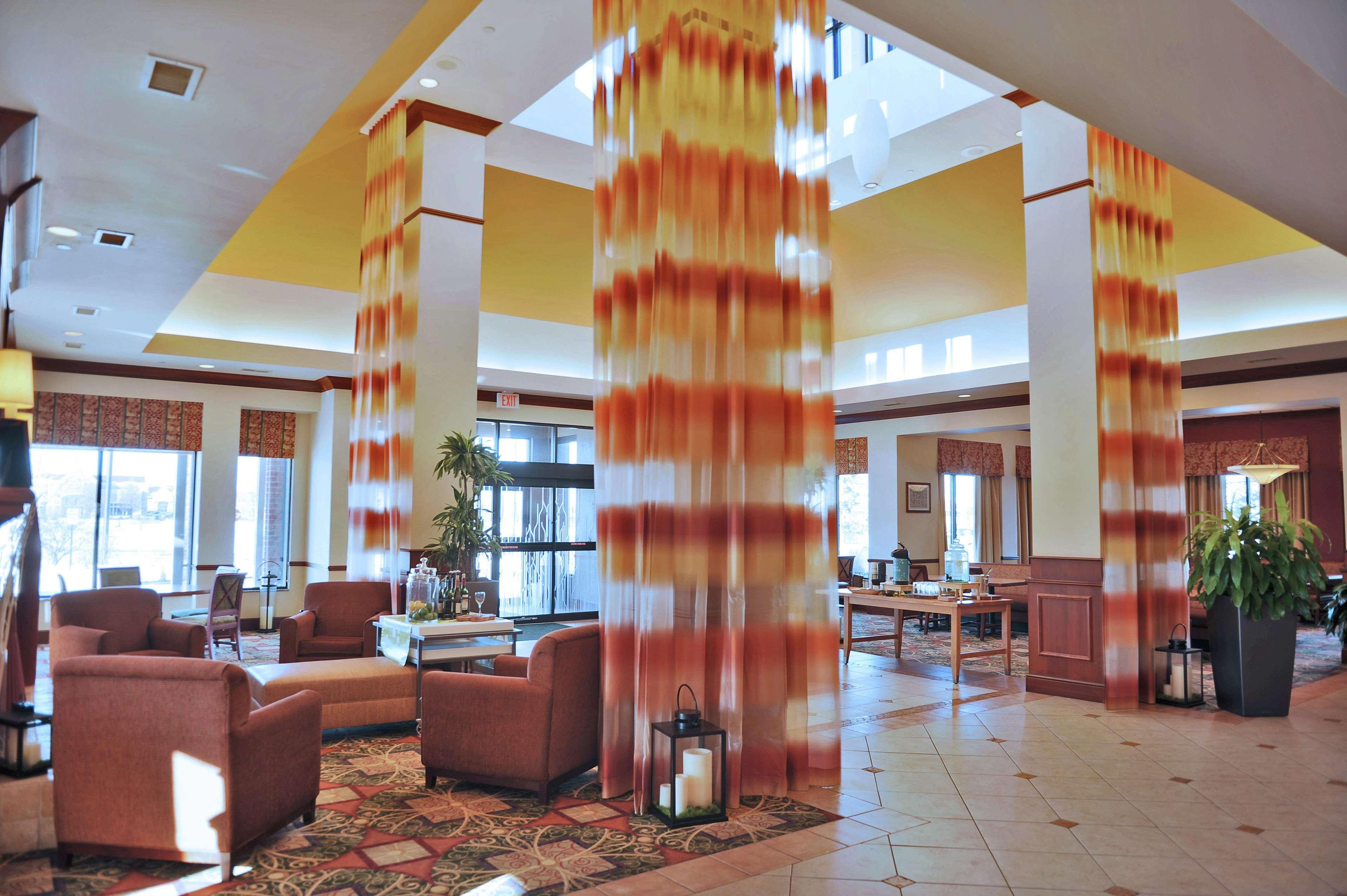 Hilton Garden Inn Oconomowoc Exterior foto